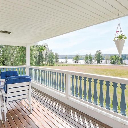 2 Bedroom Awesome Home In Svanskog Exterior foto