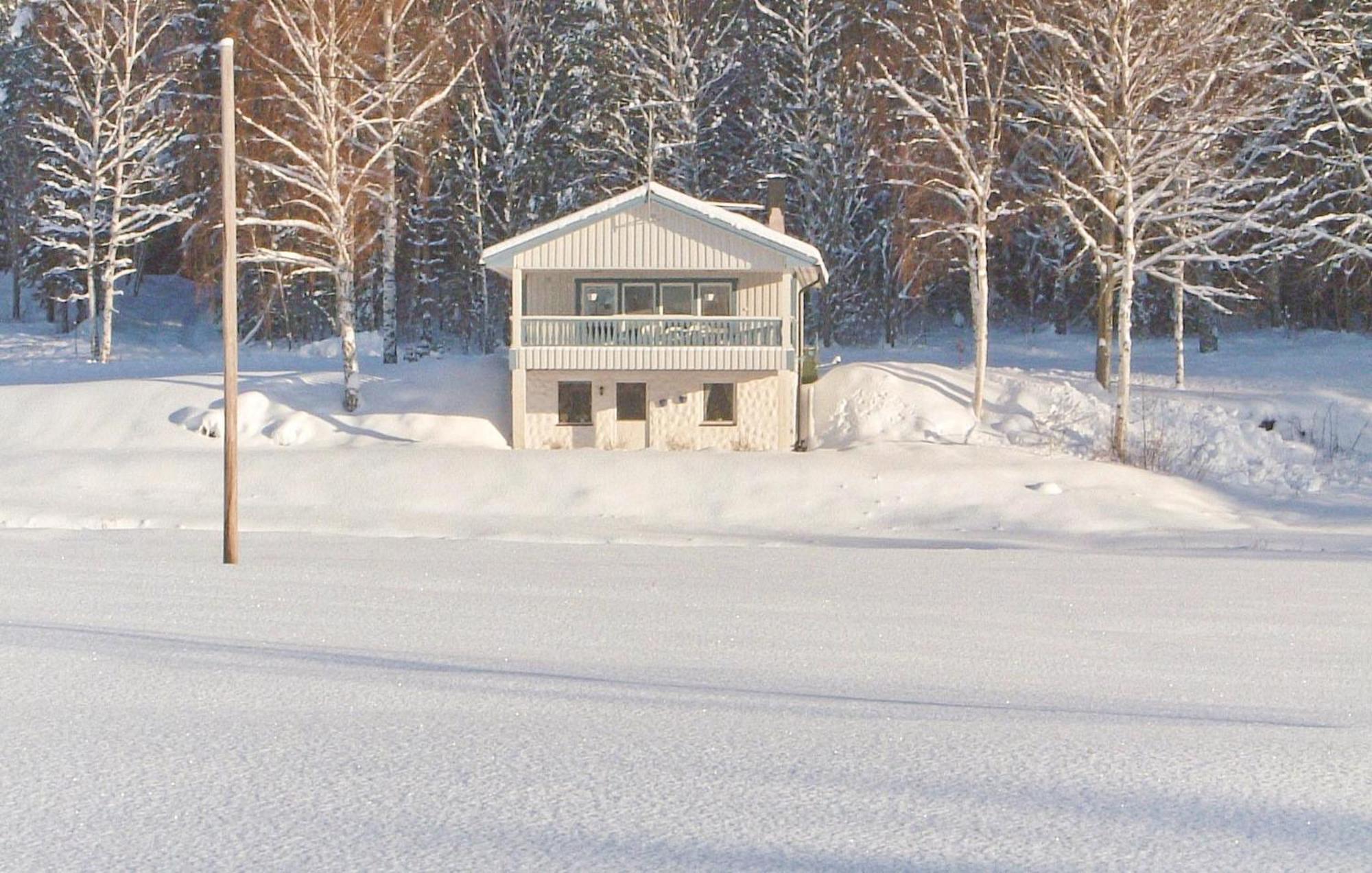 2 Bedroom Awesome Home In Svanskog Exterior foto
