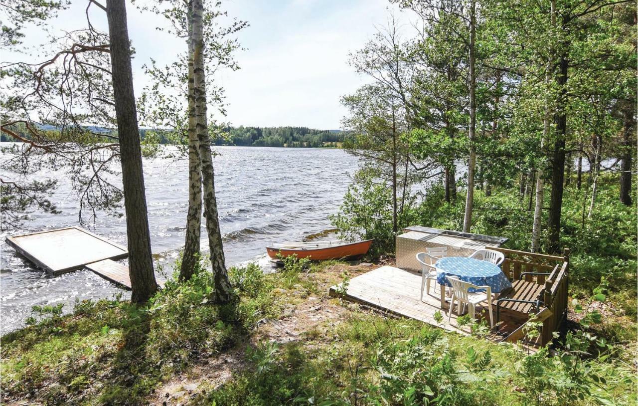 2 Bedroom Awesome Home In Svanskog Exterior foto